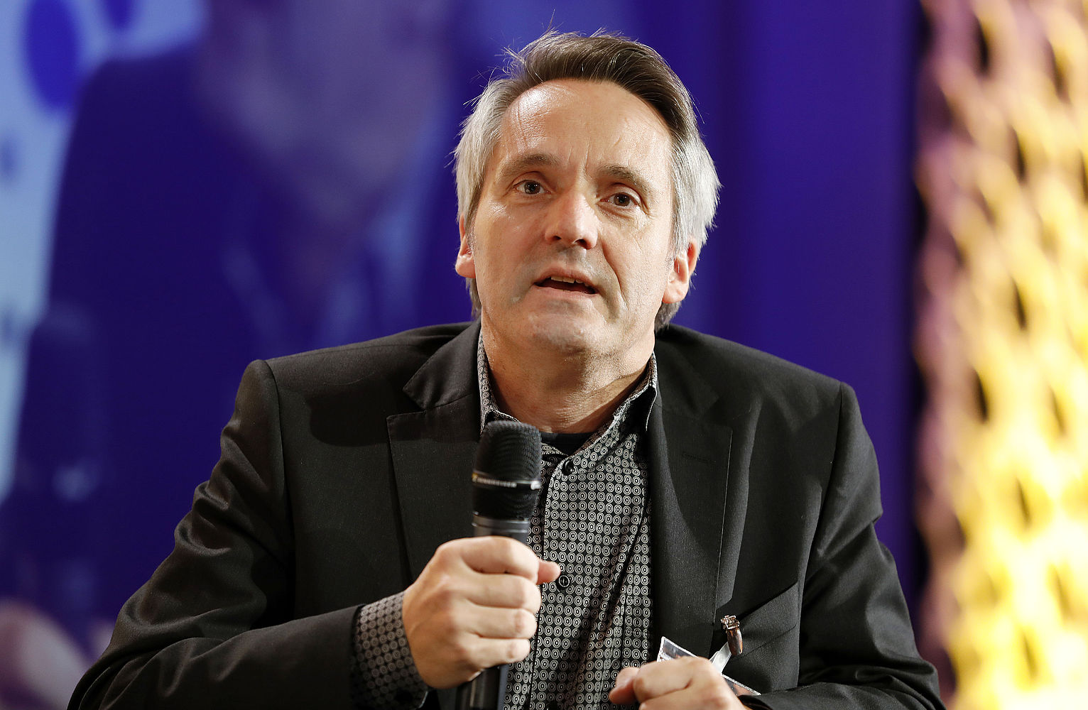 Frank Decker, Parteienforscher und Populismusexperte, auf der Podiumsdiskussion der Medientagung 2018.