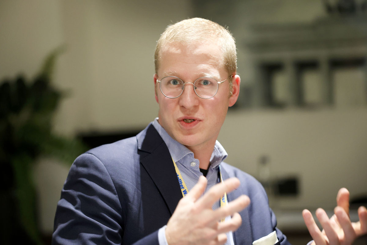 Panel 2 : Johannes Kiess (EFBI) bei seinen Ausführungen.